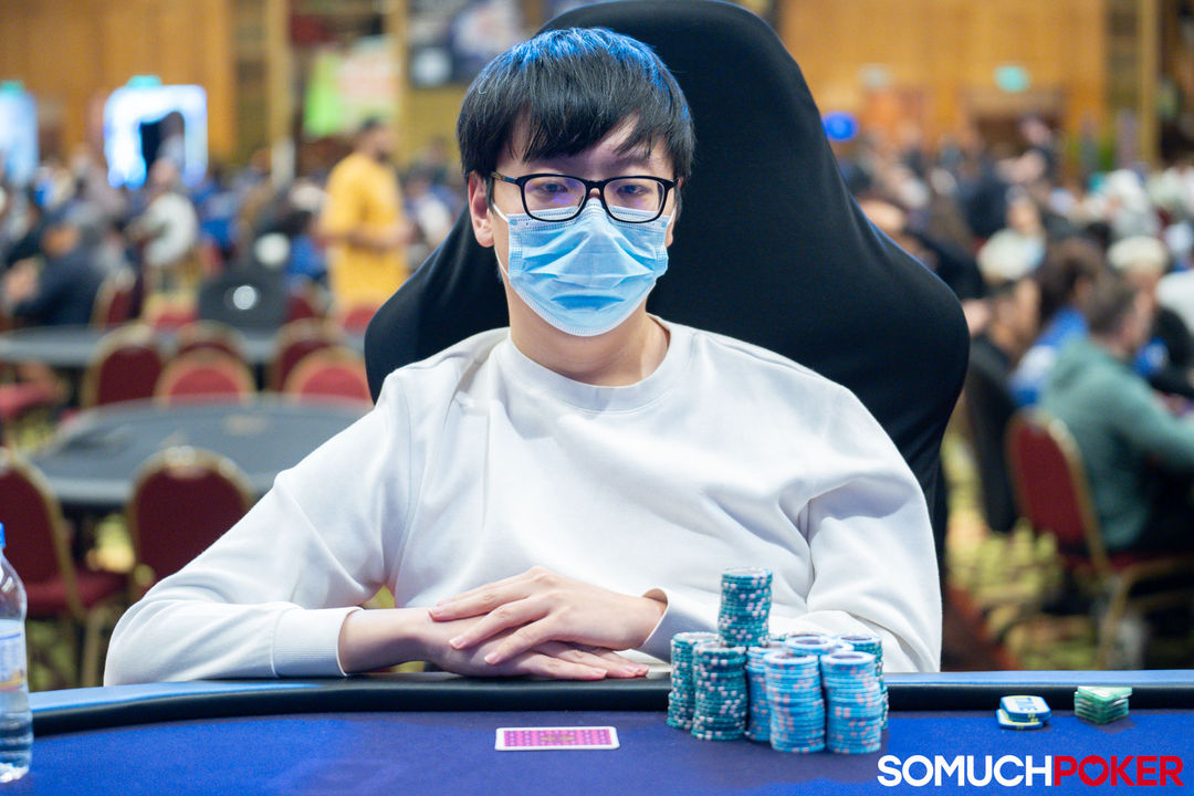 Hongru Zhang