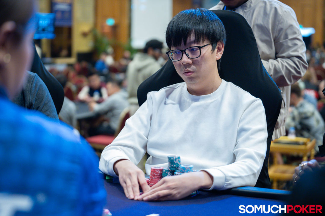 Hongru Zhang