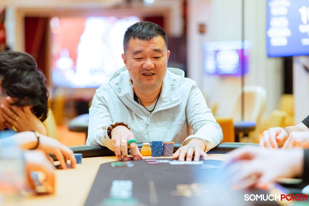 Yi Yang (4)