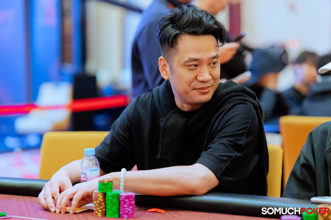 Weiwei Huang
