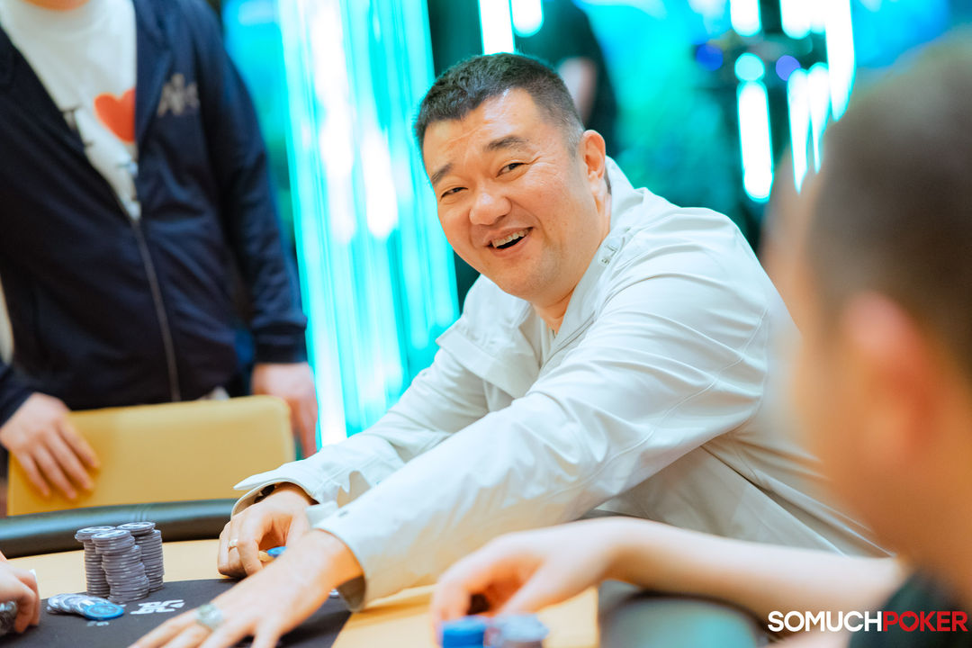 Yi Yang (4)