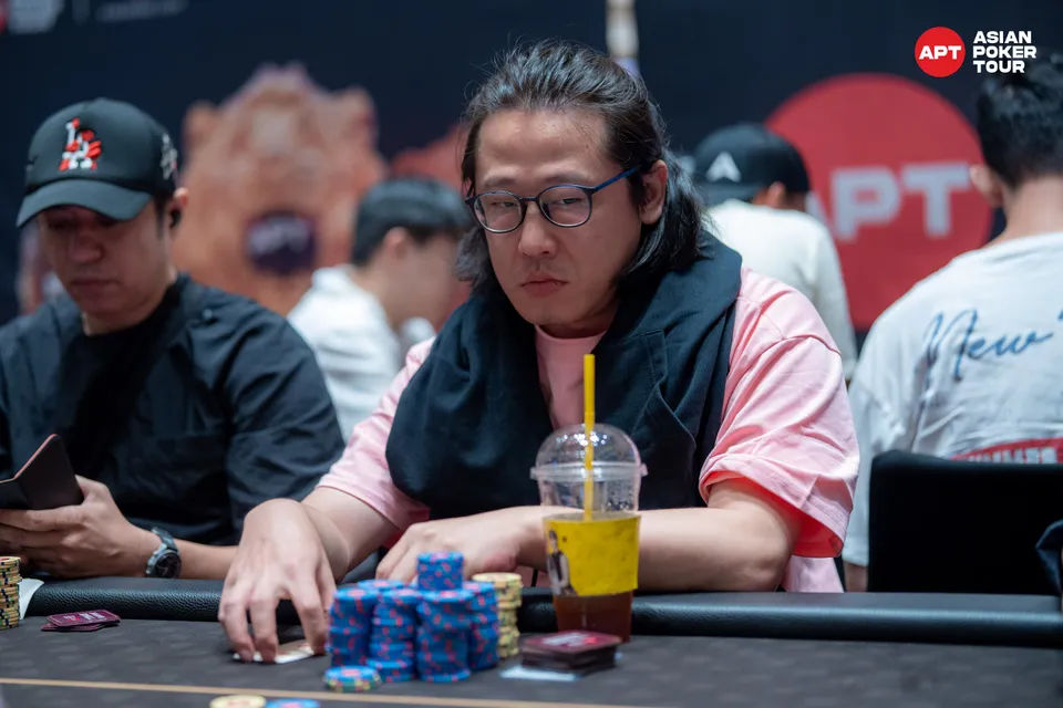 Jie Zheng