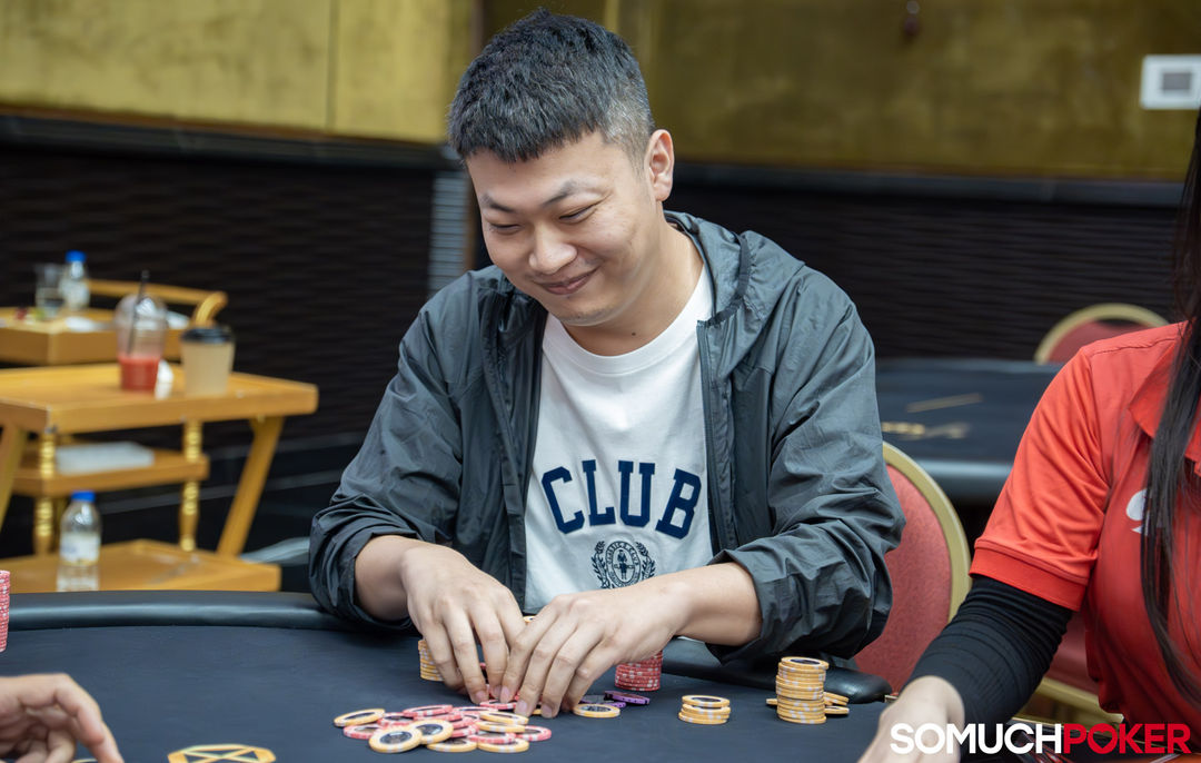 Jinlong Hu
