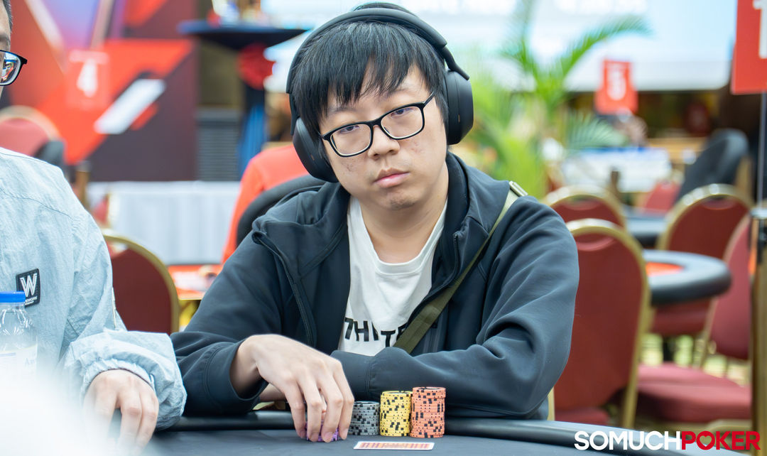 Hongru Zhang