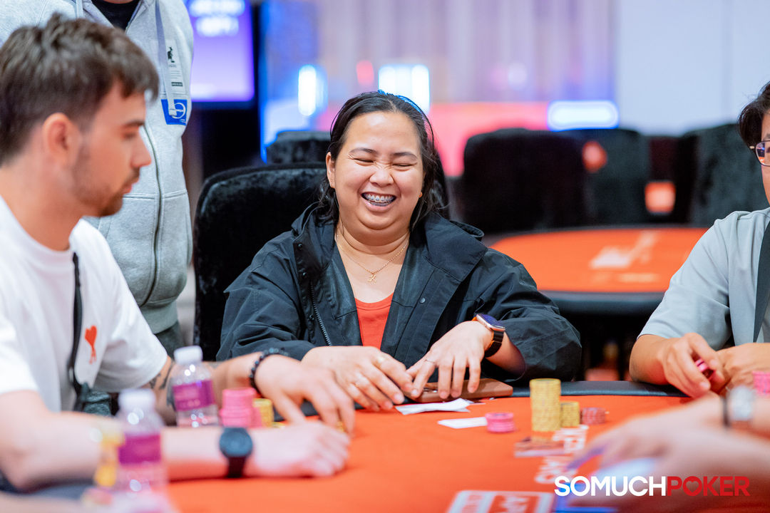 Manila Megastack 23, Yutuc Carmelita