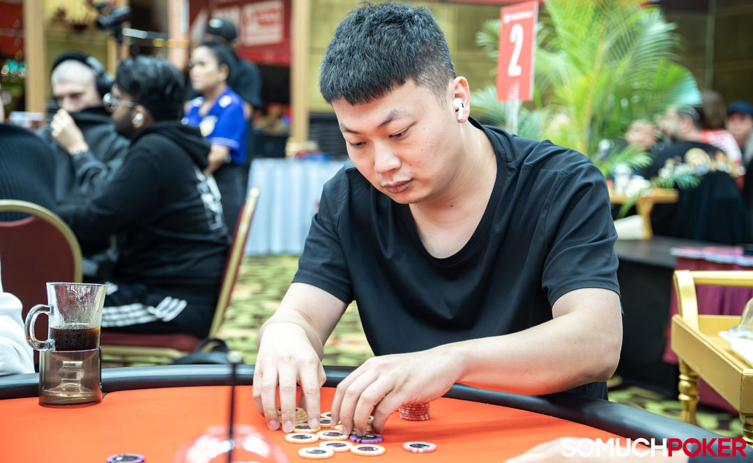 Jinlong Hu