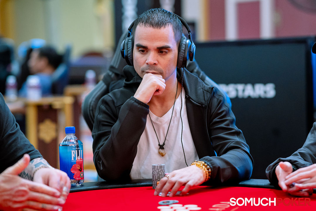 Manila Megastack 24, Phenix Oesterstroem