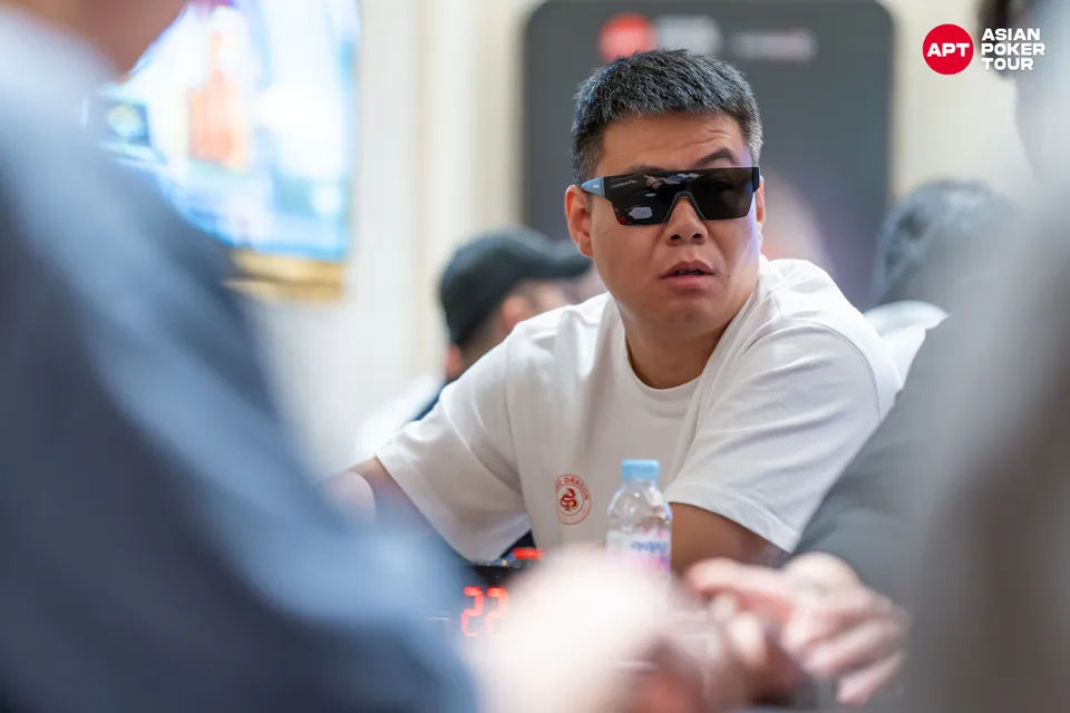 Hongwei Yang