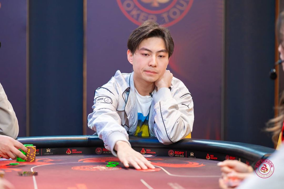 Mingze Xu