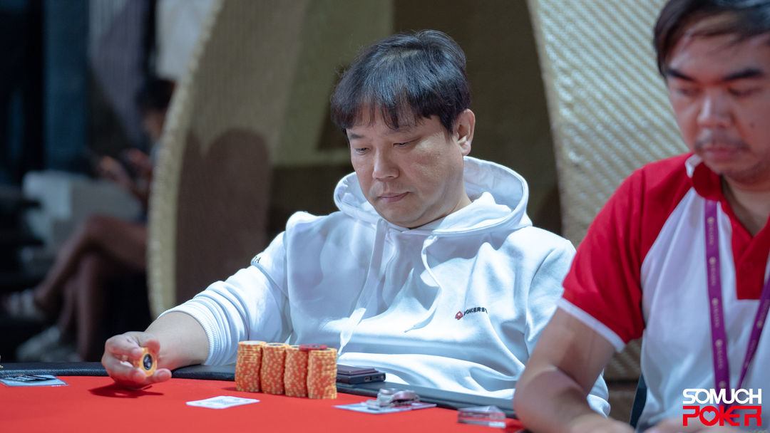 Seokchul Hwang