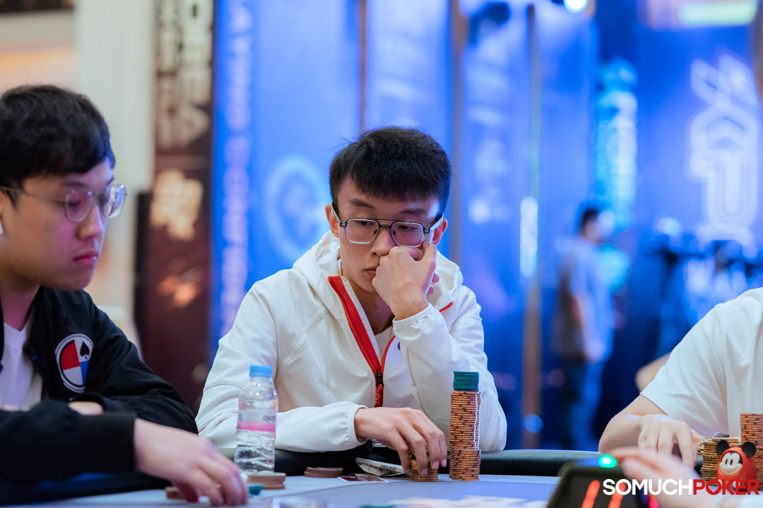 Ledong Zhou