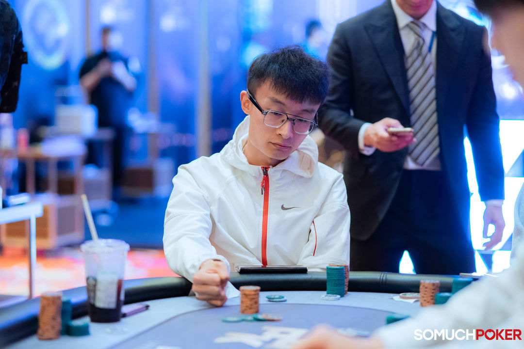 Ledong Zhou
