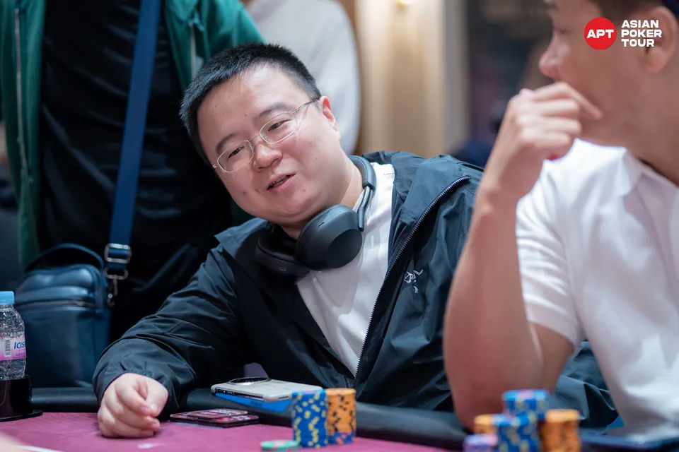 Yunchao Yu