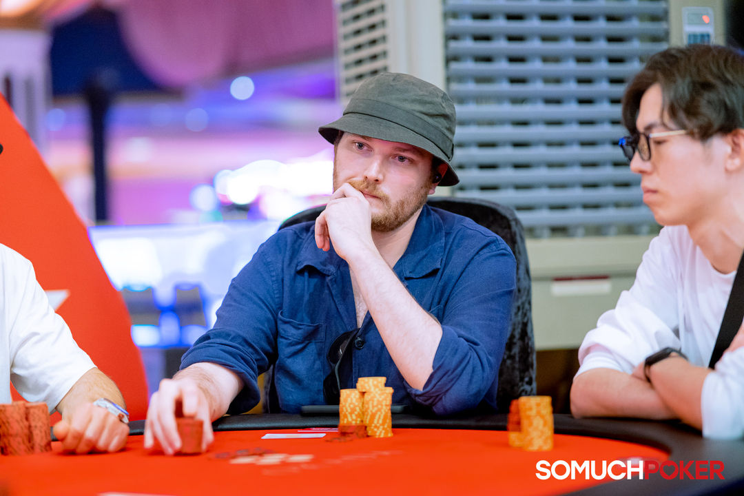 Manila Megastack 23, Eoghan Macgabhann