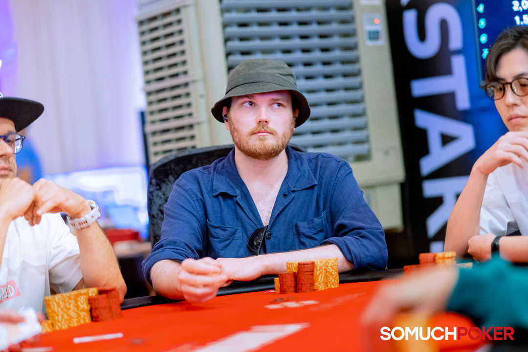 Manila Megastack 23, Eoghan Macgabhann