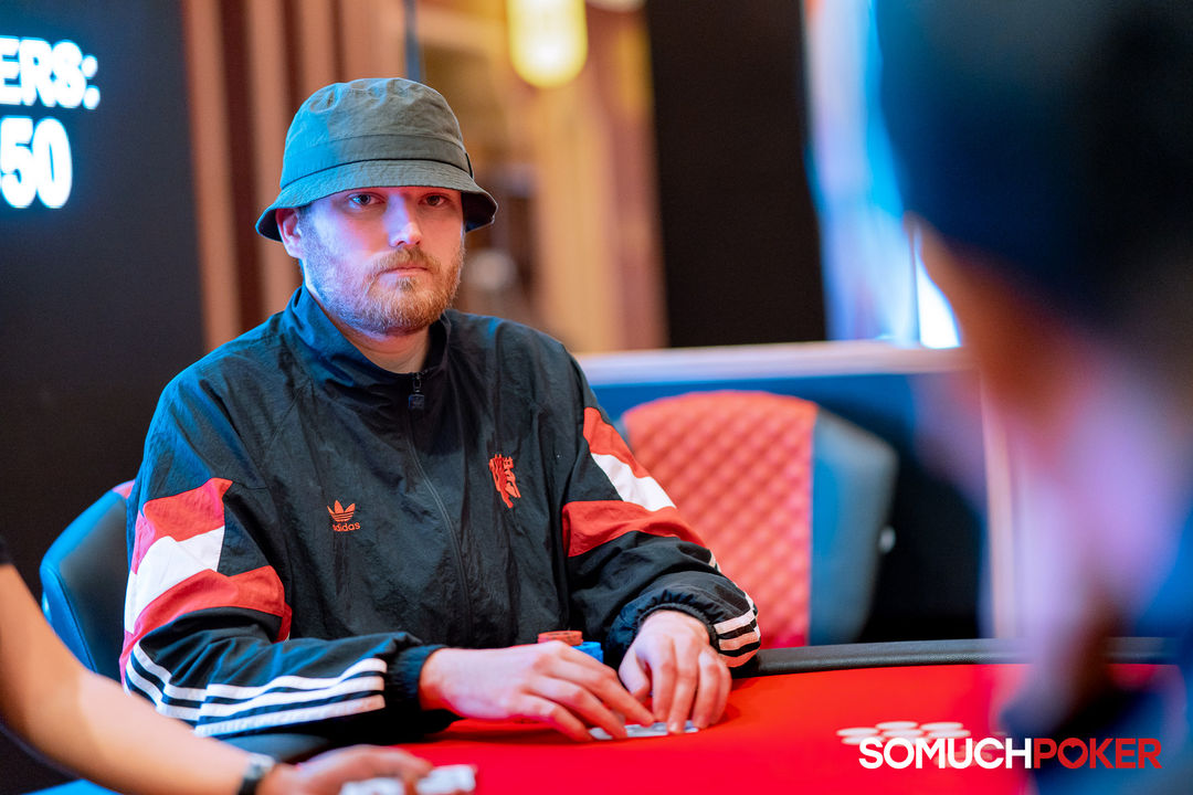 Manila Megastack 23, Eoghan Macgabhann